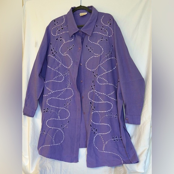 Roaman's Tops - Women’s 30W Roamans tunic top linen/rayon long sleeve w/ embroidery